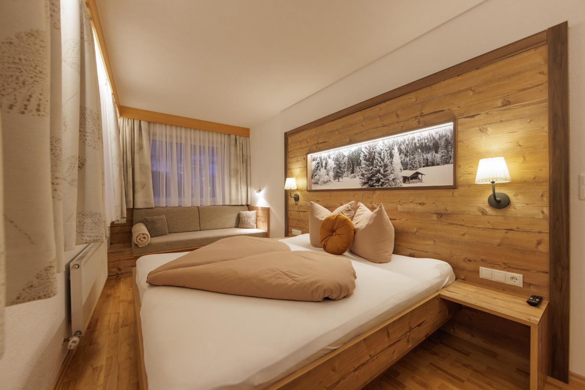 Apartmenthaus Goldeck Ried im Oberinntal Dış mekan fotoğraf