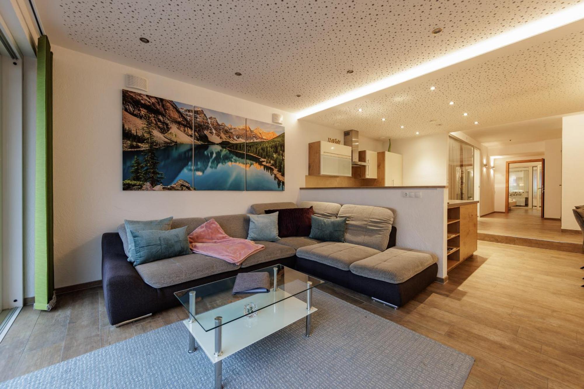 Apartmenthaus Goldeck Ried im Oberinntal Dış mekan fotoğraf