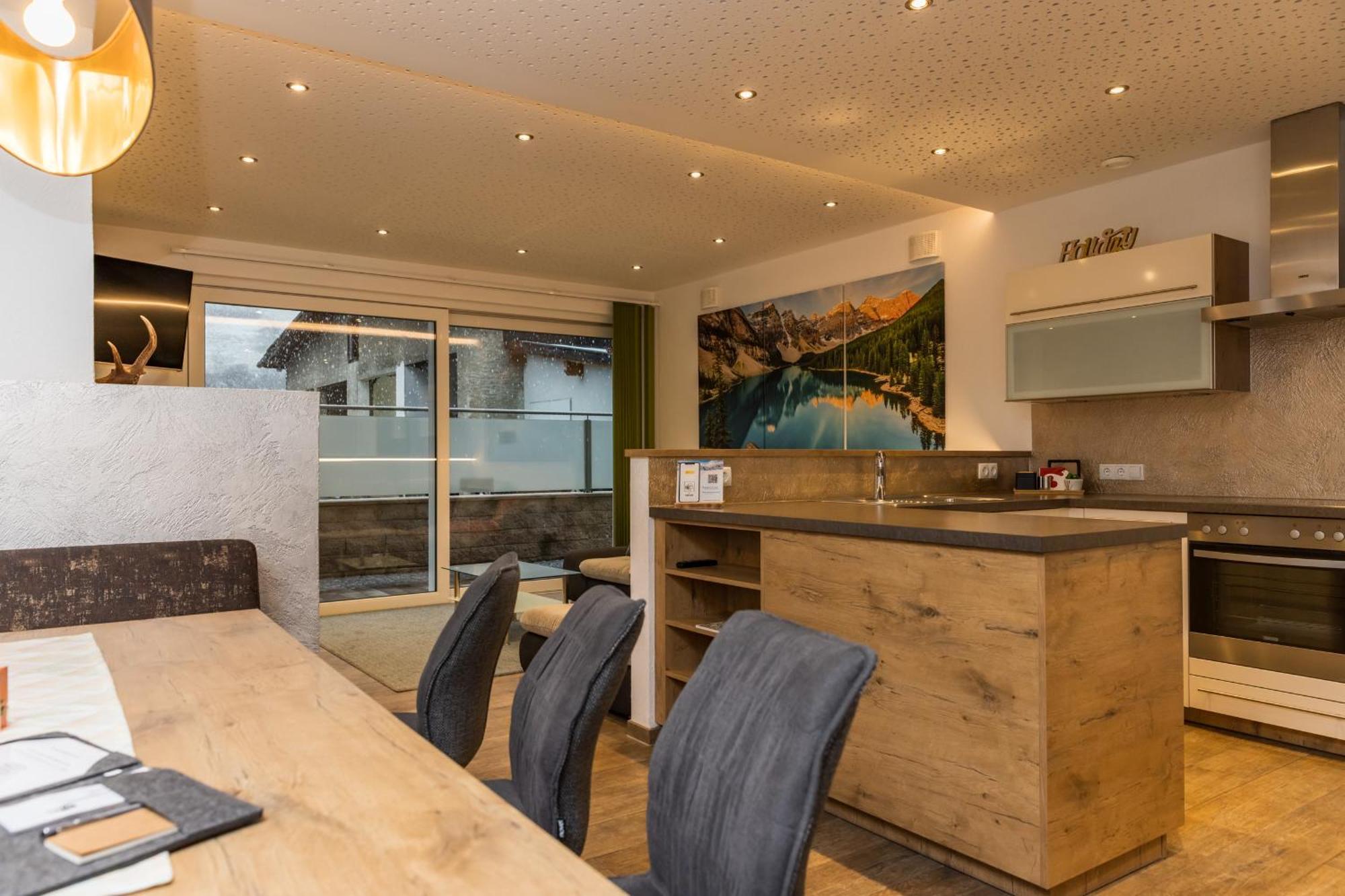 Apartmenthaus Goldeck Ried im Oberinntal Dış mekan fotoğraf