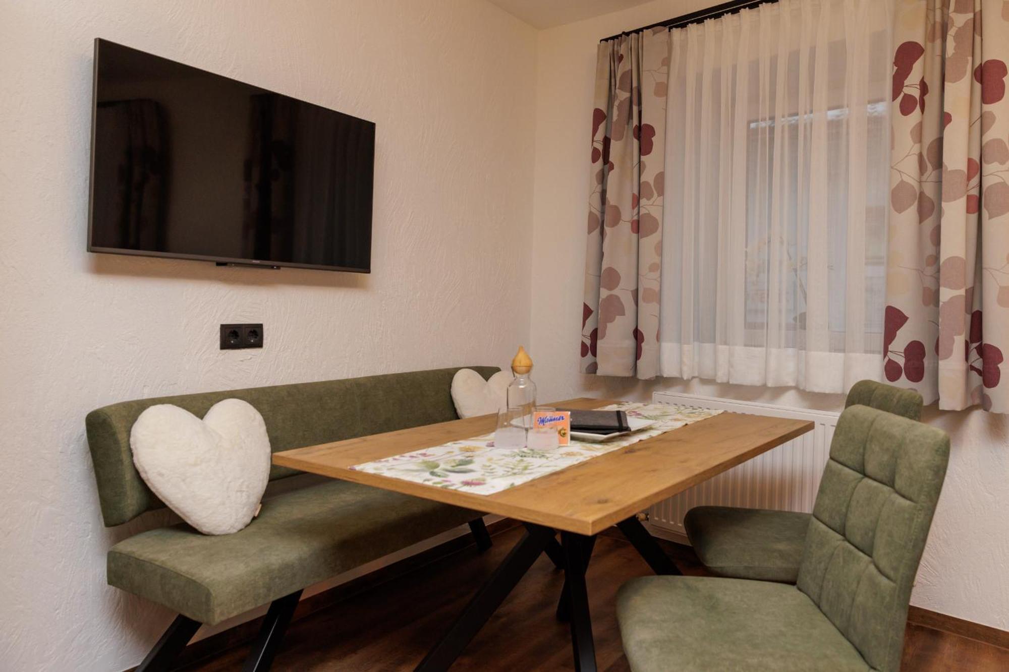 Apartmenthaus Goldeck Ried im Oberinntal Dış mekan fotoğraf
