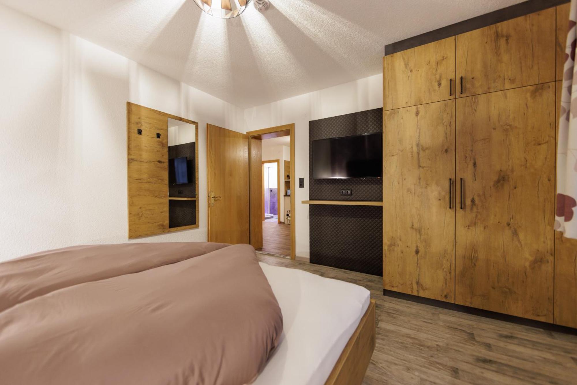 Apartmenthaus Goldeck Ried im Oberinntal Dış mekan fotoğraf
